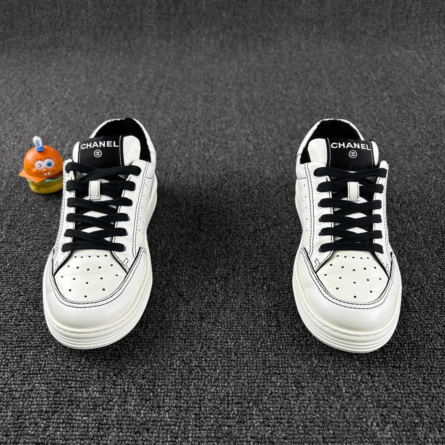 Chanel Chanel White Logo Sneaker 37.5 EU Like New HB5724 Size US 6.5 / IT 36.5 - 2 Thumbnail