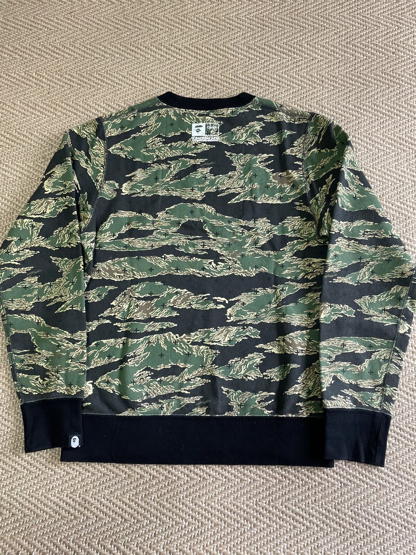 Bape BAPE X CMSS Tiger Camo Crewneck S Near New 2x Size US S / EU 44-46 / 1 - 2 Thumbnail