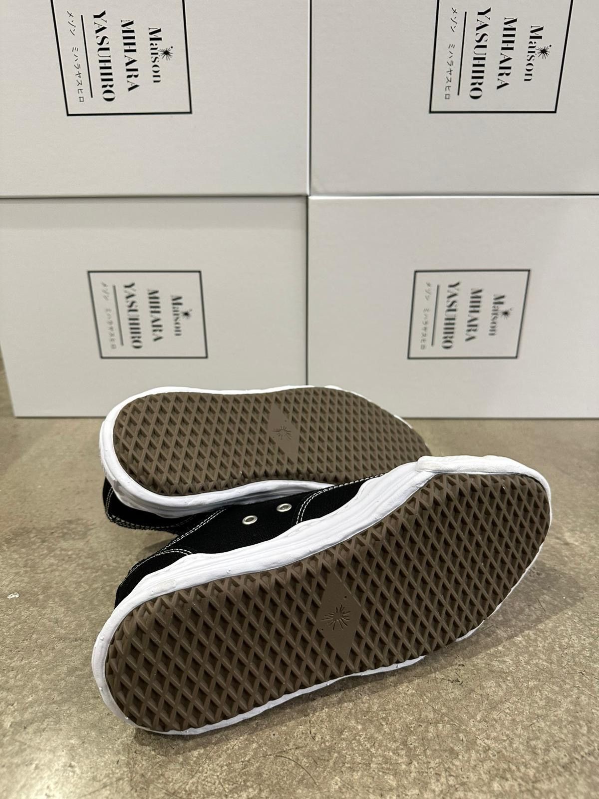 Maison MIHARA YASUHIRO MAISON MIHARA YASUHIRO - Hank Low Black Sneakers Size US 6 / EU 39 - 5 Thumbnail