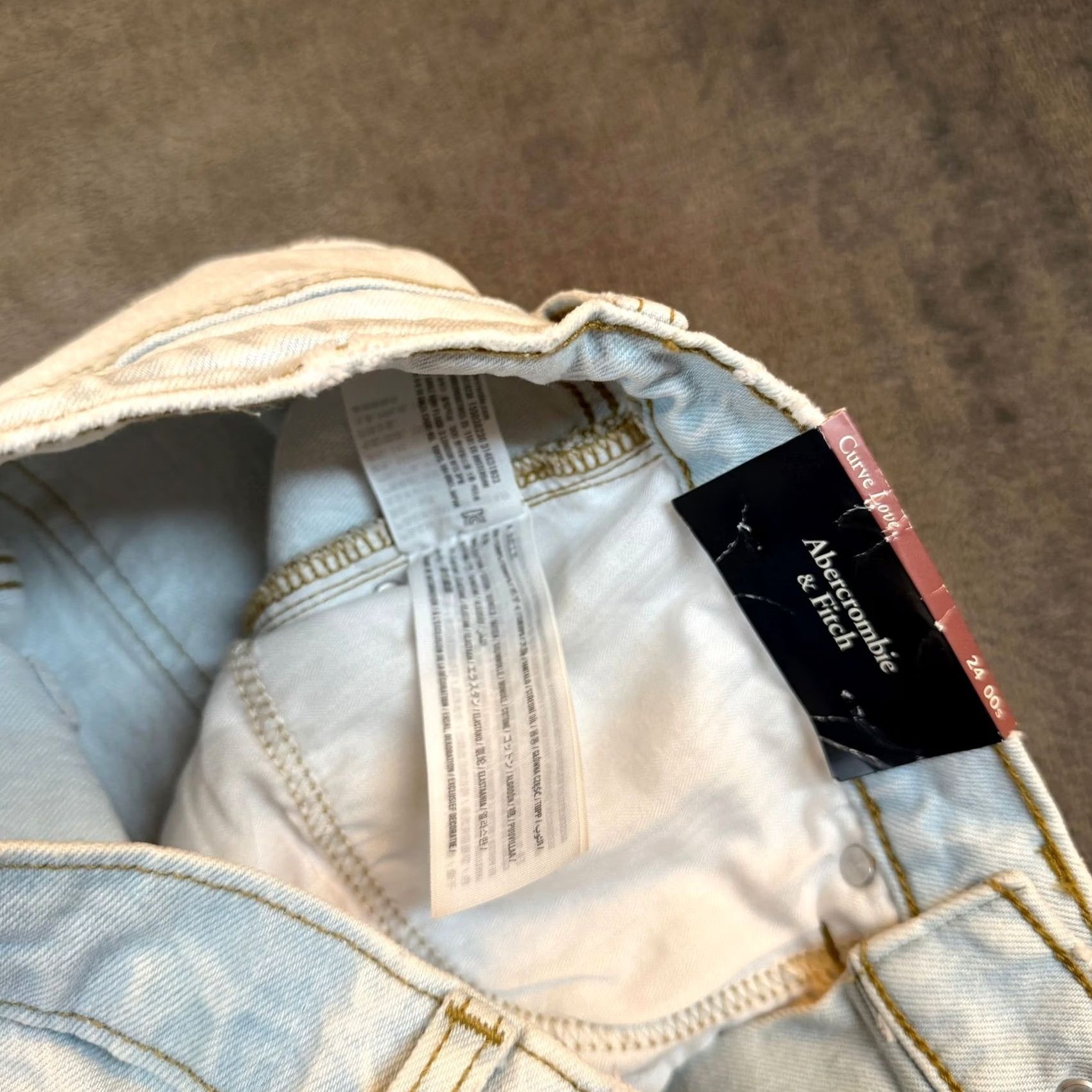 Abercrombie & Fitch Abercrombie & Fitch Baggy Jeans Womens 00S 24 Light Wash Mid Rise Curve Love Jeans Wide-Leg Relaxed 5-Pocket Denim Blue 100% Cotton Adult Womens Size 24" / US 00 / IT 34 - 7 Thumbnail