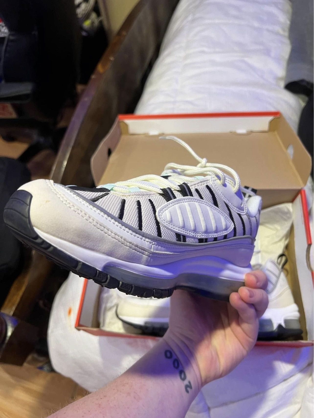 Nike Nike Air Max 98 ‘Igloo’ Size 10 Size US 10 / IT 40 - 9 Thumbnail