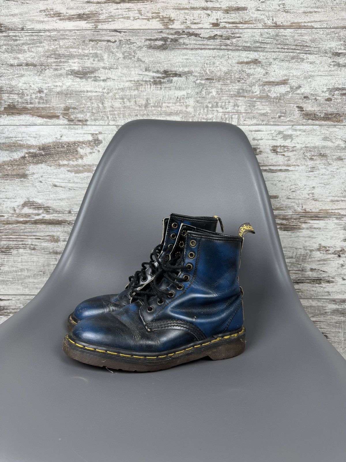 Dr. Martens × Vintage Women’s Vintage Dr.Martens sneakers hi top leather England Size US 7 / IT 37 - 1 Thumbnail