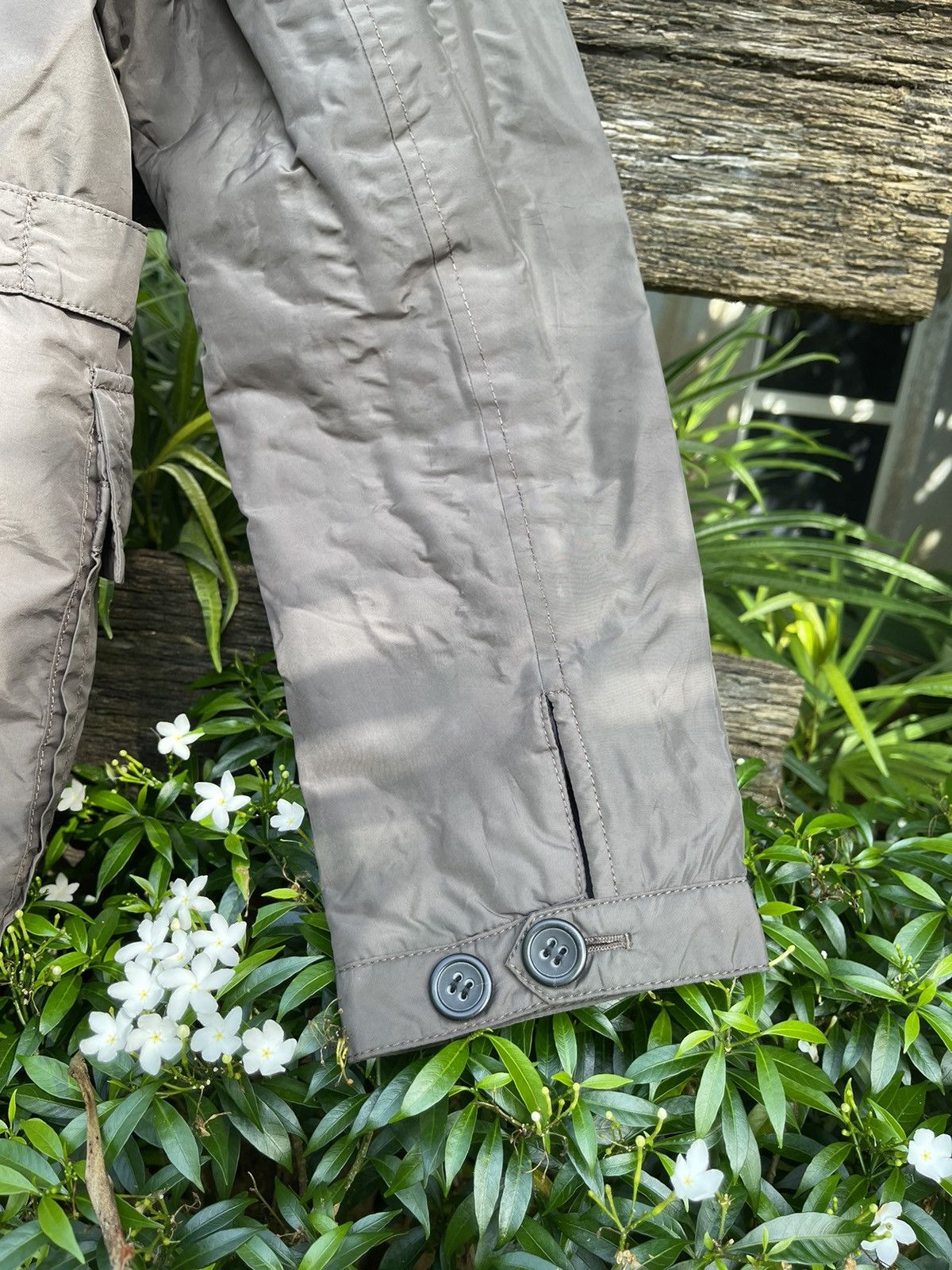 Armani Collezioni Armani Collezioni Lightweight Nylon Jacket - Size 52 Size US L / EU 52-54 / 3 - 17 Thumbnail