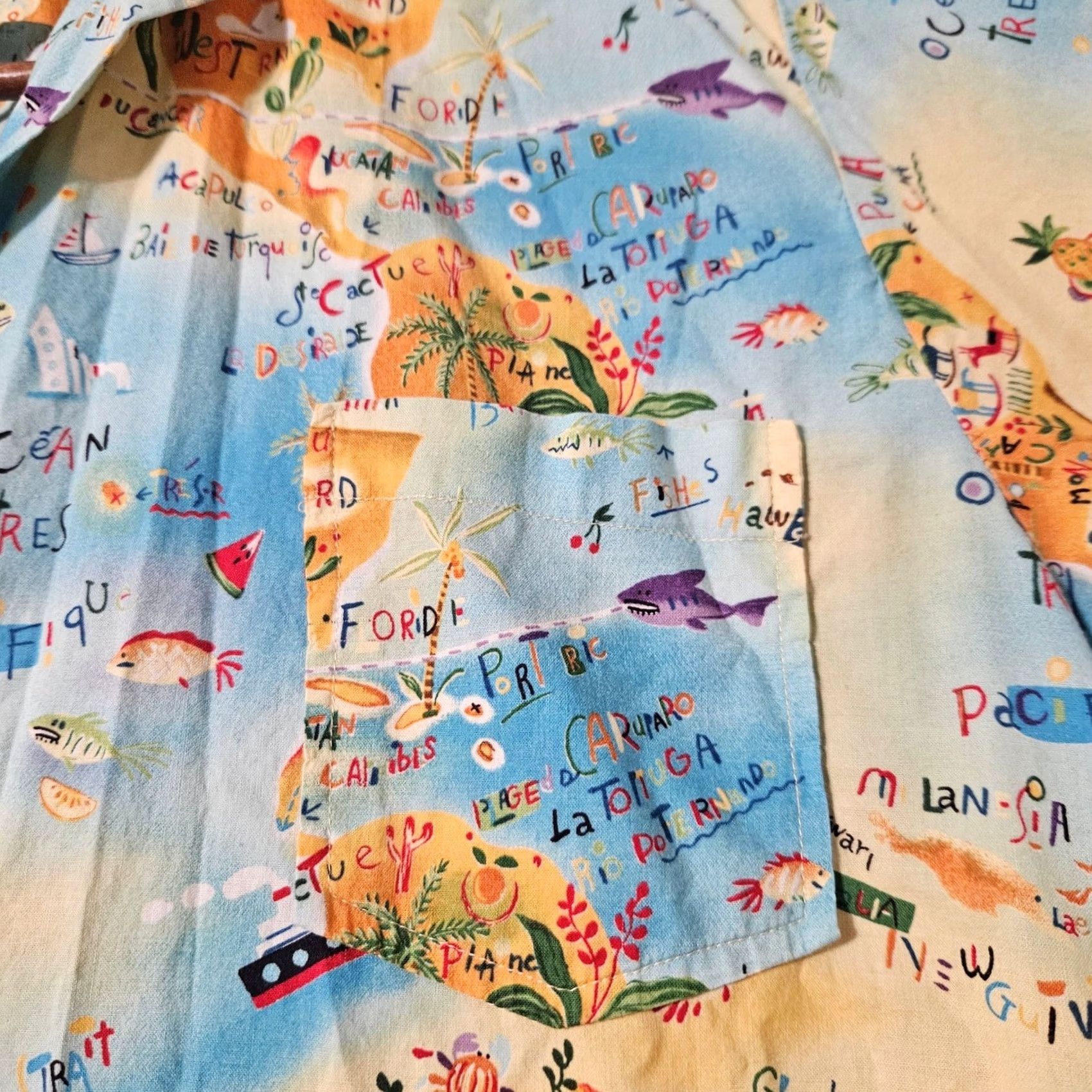 Vintage VINTAGE North & South American Button Up Shirt Fish Hawaiian Size Medium Blue Short Sleeve Mens Hawaiian Shirt, 90s? Size US M / EU 48-50 / 2 - 6 Thumbnail