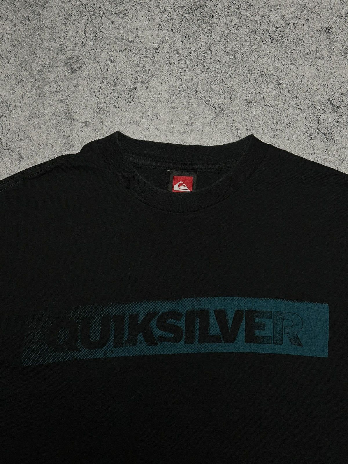 Quiksilver × Vintage Vintage Quiksilver Big Logo Surf T-shirt Size US L / EU 52-54 / 3 - 4 Thumbnail