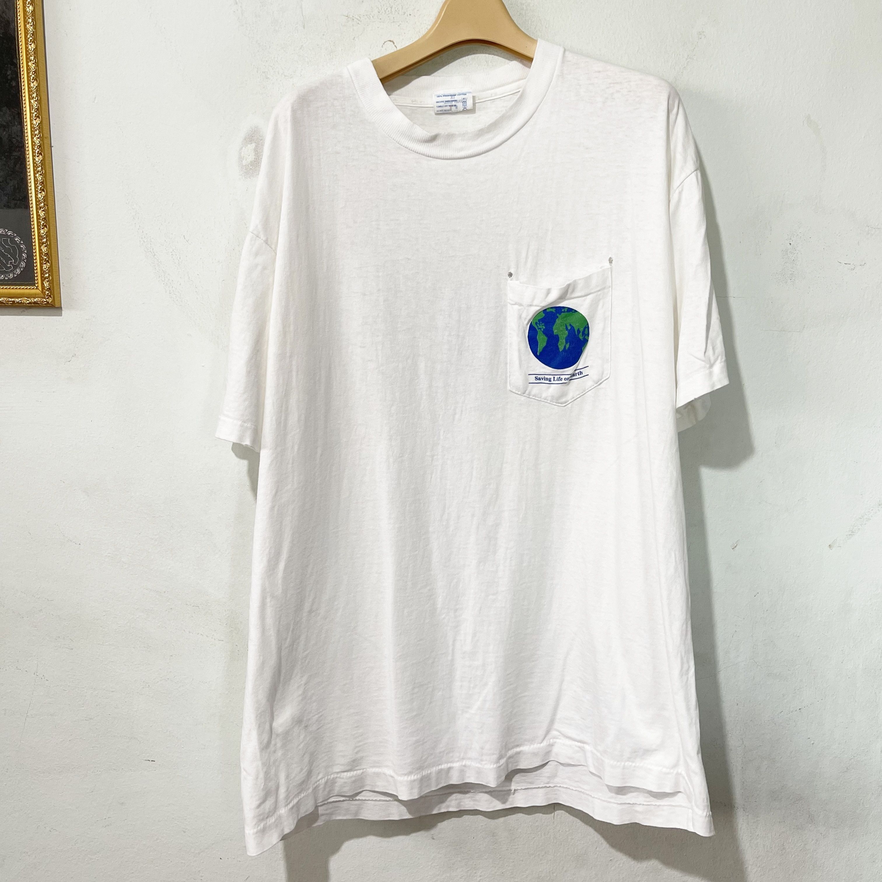 Vintage Vintage 90s Saving Life on Earth Pocket Tee Size US XL / EU 56 / 4 - 1 Thumbnail