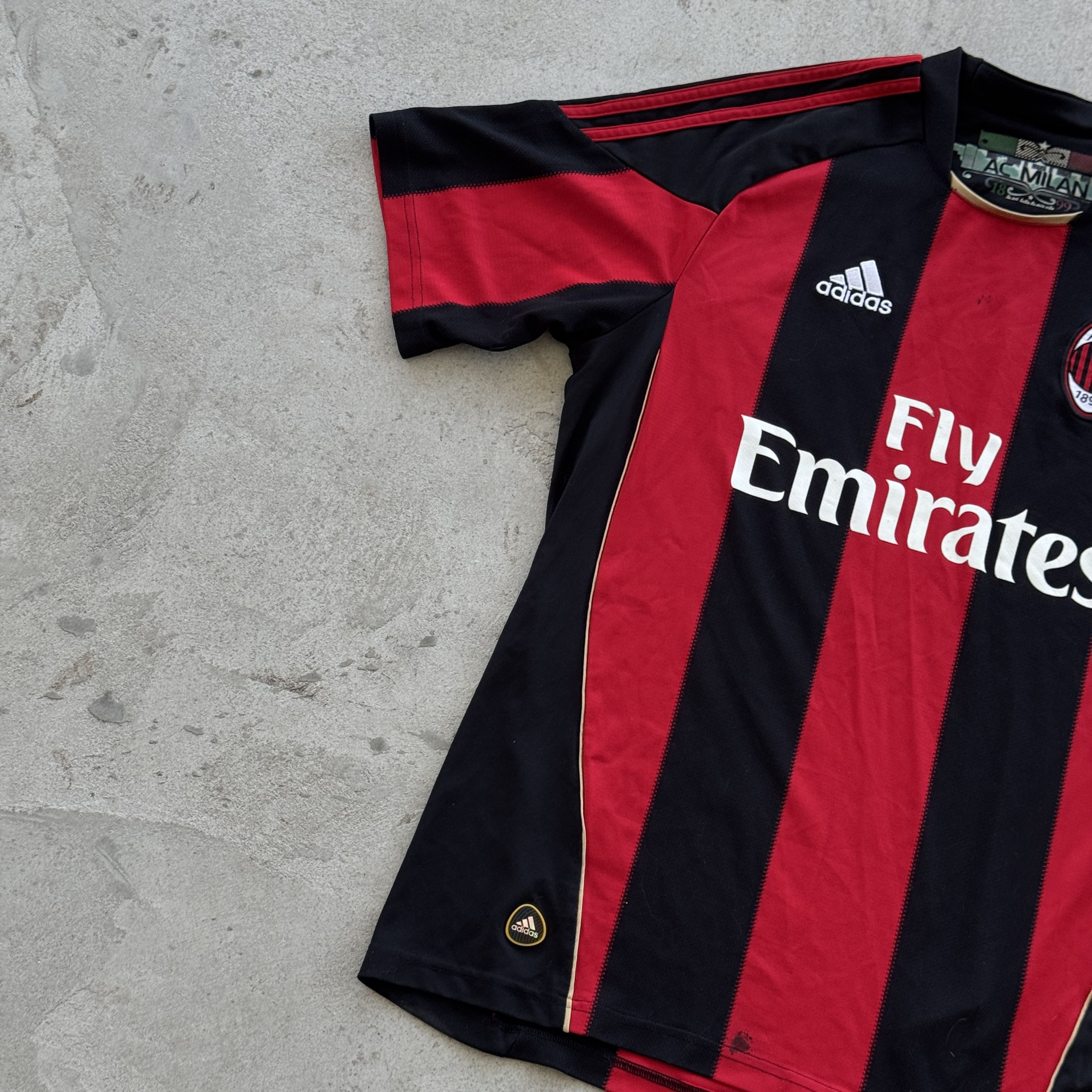 Adidas Adidas AC Milan 2010 2011 Home Football Jersey Shirt M Size US M / EU 48-50 / 2 - 4 Thumbnail
