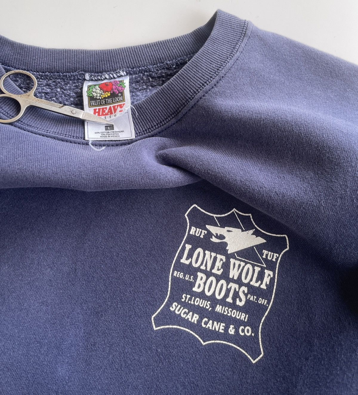 Vintage Vintage 90s Lone Wolf Sugar Cane Sunfaded Sweatshirt Size US L / EU 52-54 / 3 - 9 Thumbnail