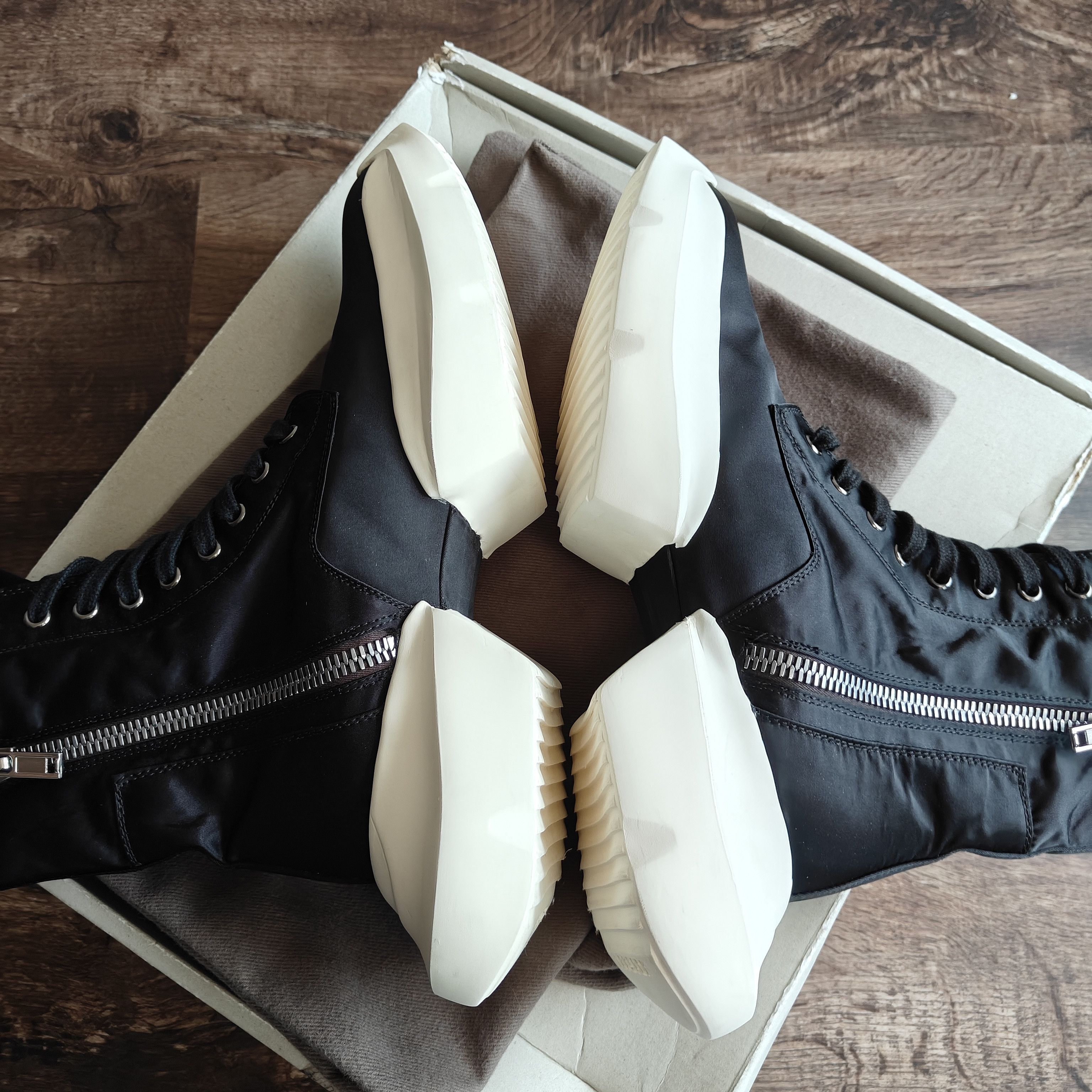 Rick Owens Drkshdw split sole army trainer boots black milk, dustbag Size US 8 / EU 41 - 8 Thumbnail