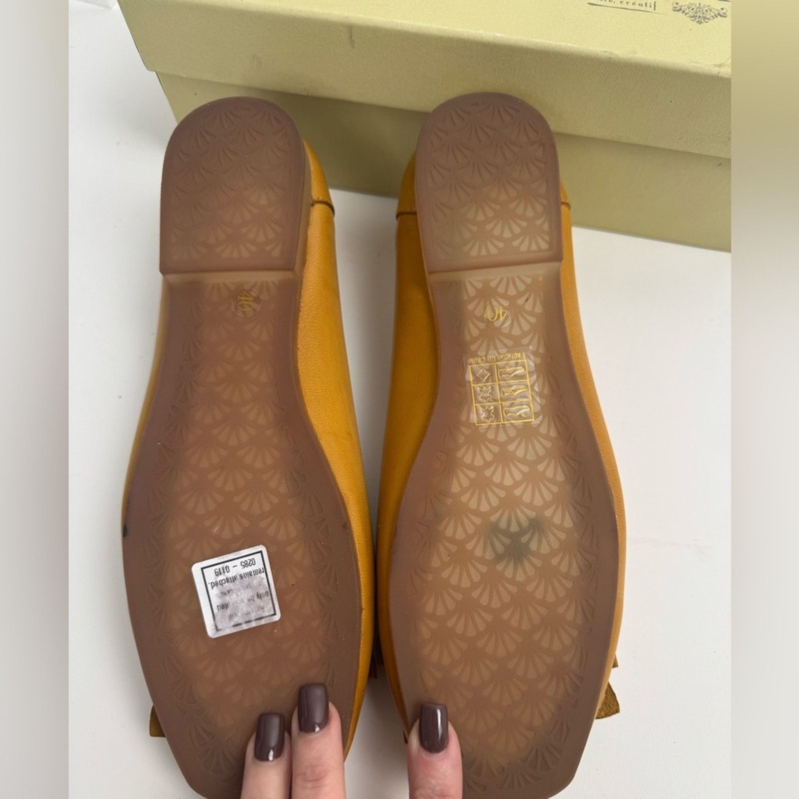 Other L’Artiste women’s buttery soft size 40/ 8.5 flats Size US 8.5 / IT 38.5 - 5 Thumbnail