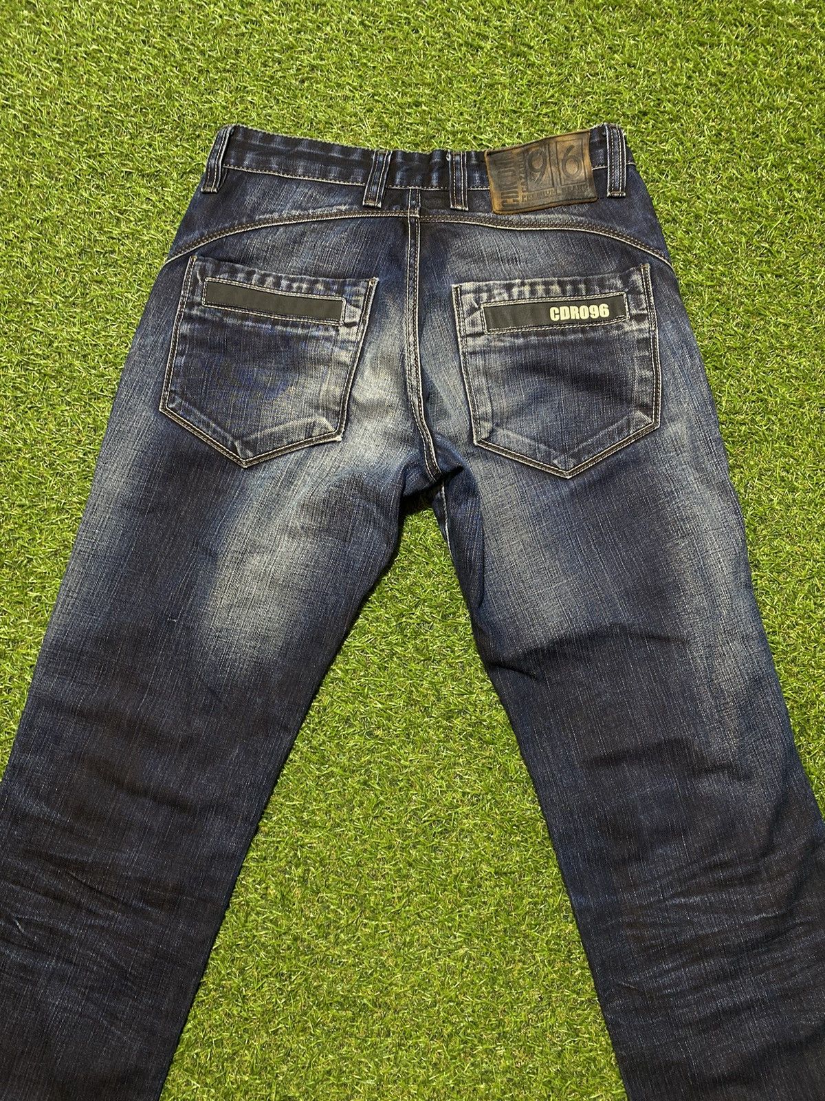 Japanese Brand Vintage 90s Japanese jeans faded streetwear style size 29 Size US 29 - 2 Thumbnail