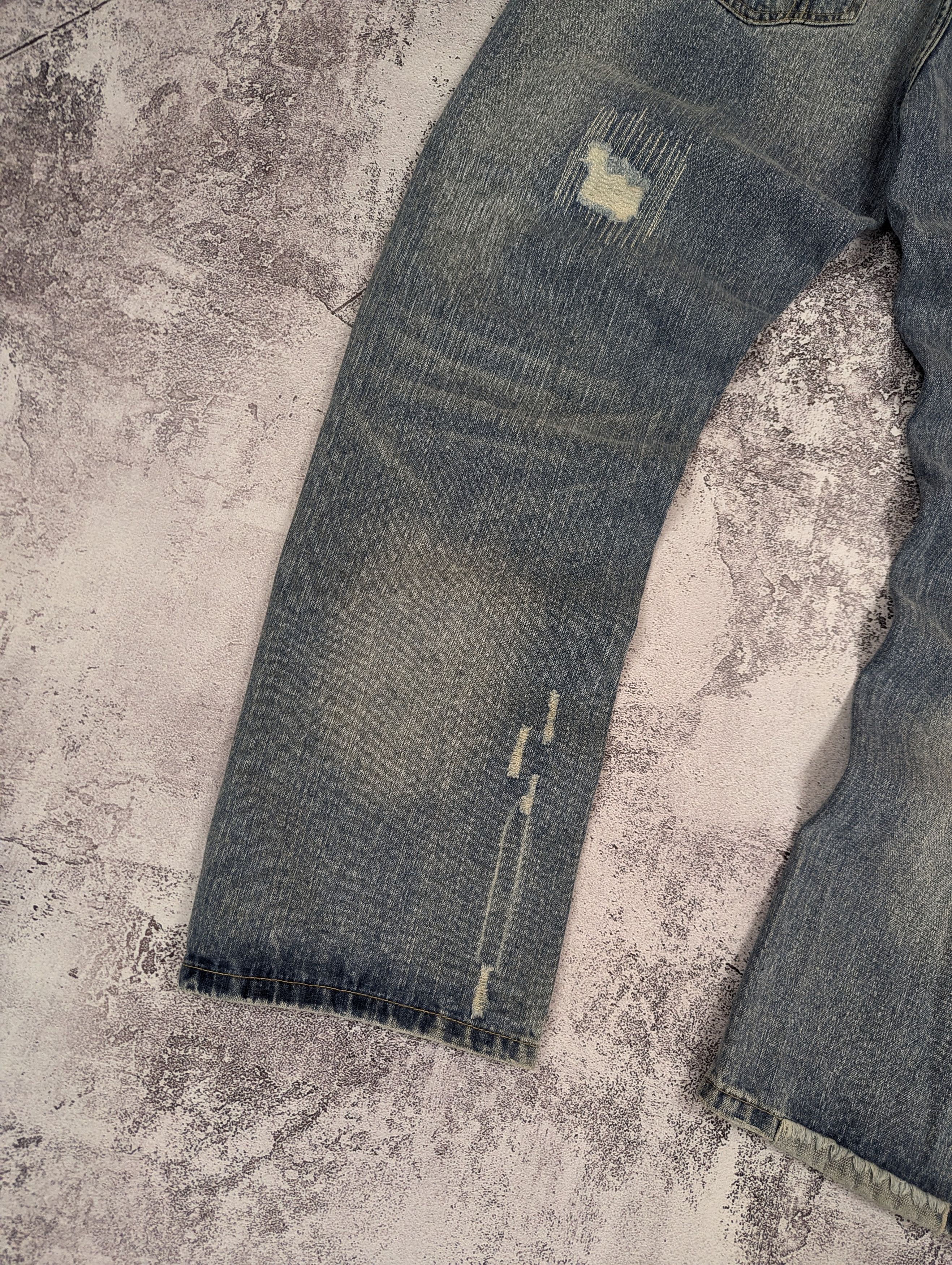 Japanese Brand Osaka Tiger Japanese Distressed Light Blue Jeans Mens Sz 38R Size US 38 / EU 54 - 2 Thumbnail