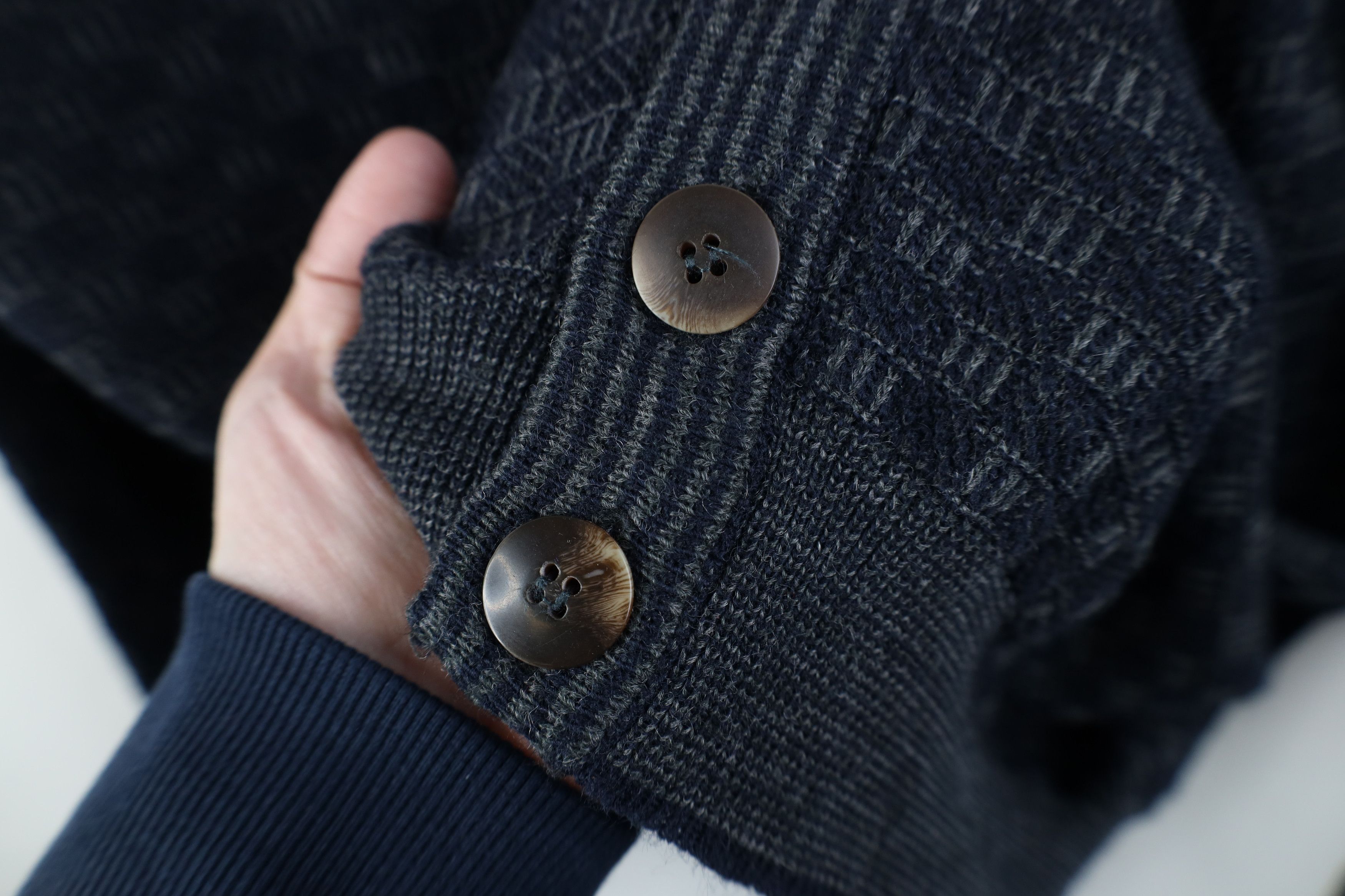 Vintage Vintage 90s Streetwear Checkered Knit Cardigan Sweater Size US L / EU 52-54 / 3 - 6 Thumbnail