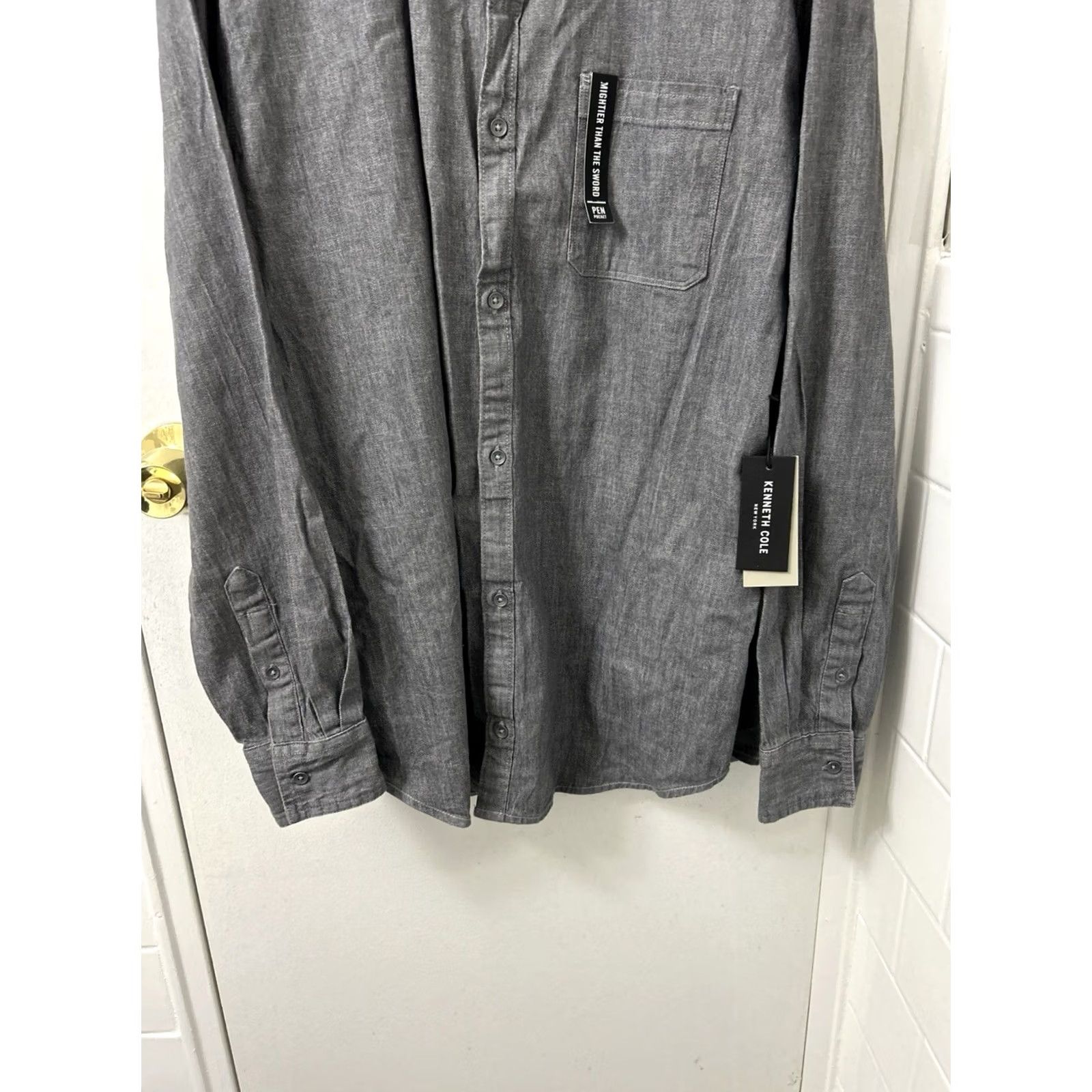 Kenneth Cole Kenneth Cole Shirt Mens L Gray Oxford Slim Fit Stretch Button Down L/S Cotton Spandex Chambray Dress Shirt Size US L / EU 52-54 / 3 - 3 Thumbnail