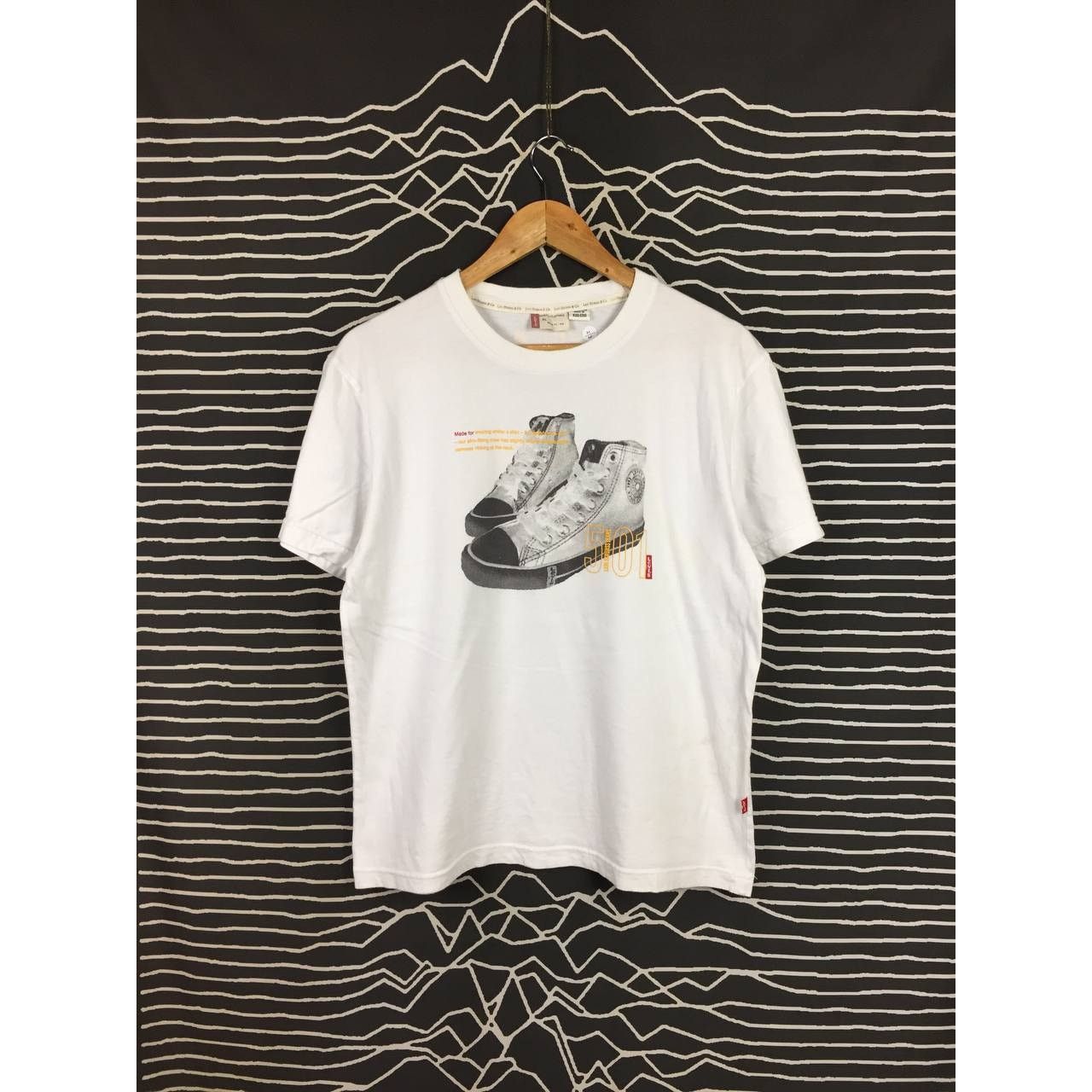 Levi's × Vintage Levi's 501 Shoe Illustration Streetwear Casual Tee Size US L / EU 52-54 / 3 - 2 Thumbnail