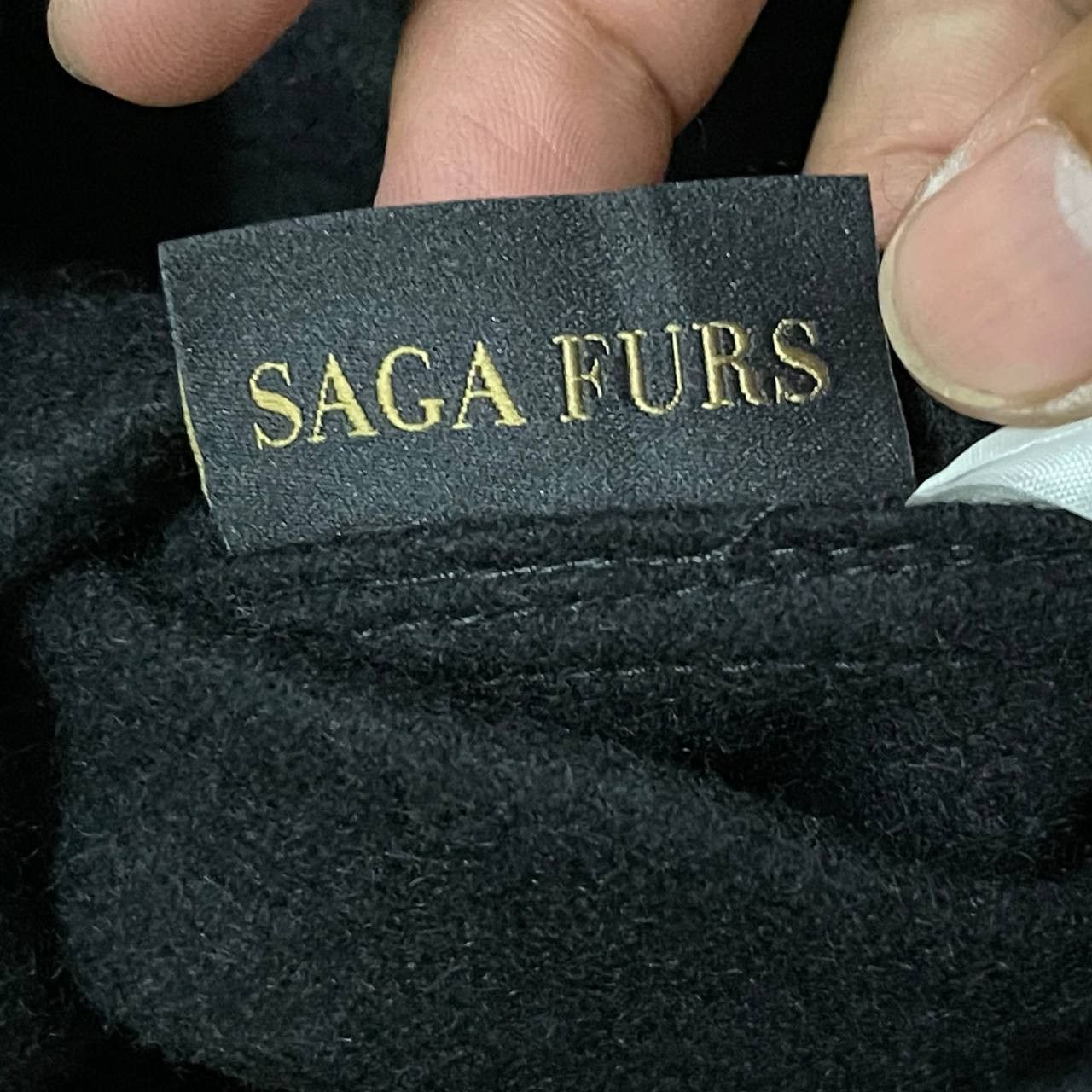 Sagafurs Vintage Saga Fur by Saga Fox Fur Cloaks Cashmere Size US L / EU 52-54 / 3 - 7 Thumbnail
