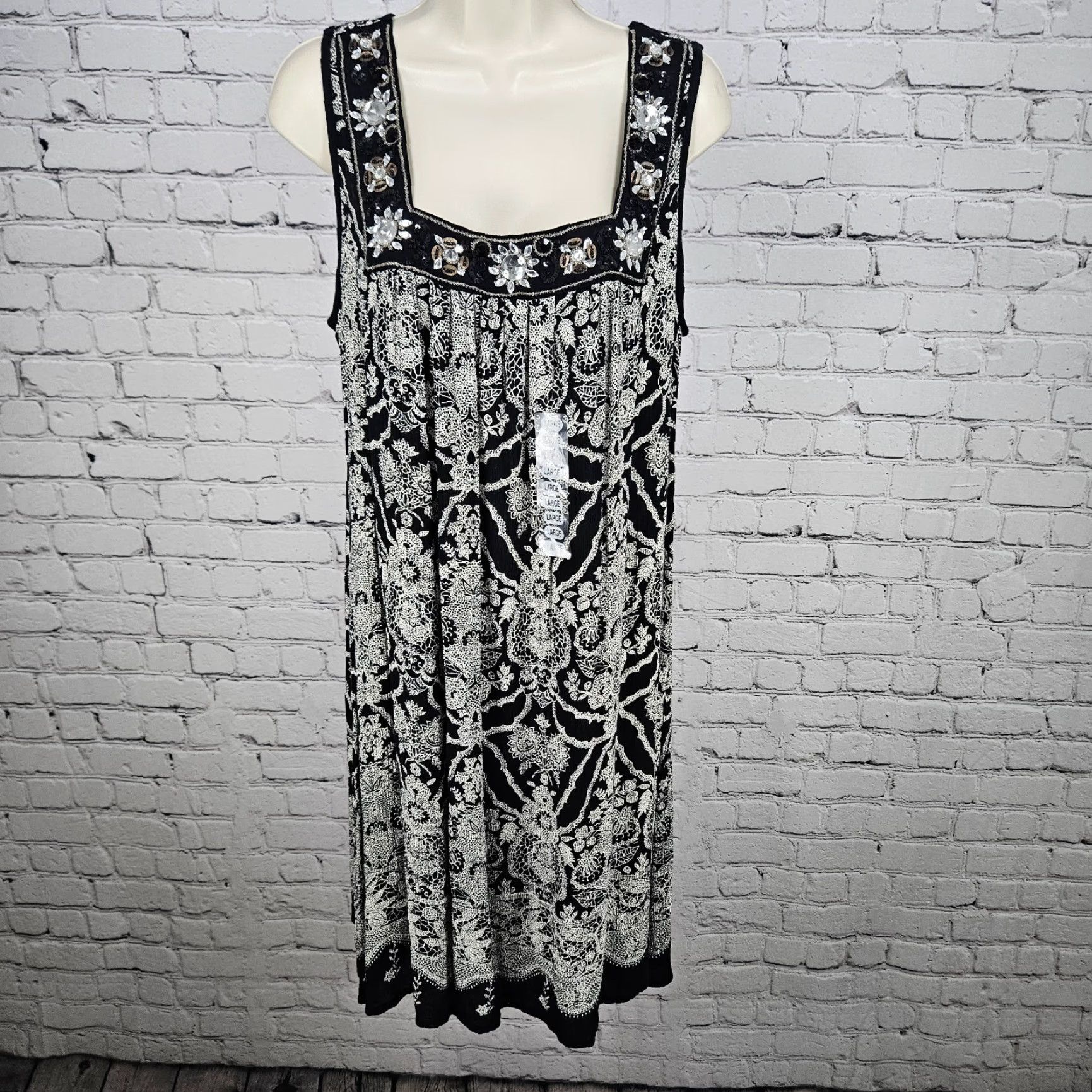 Vintage Forbidden NWD Black White Floral Beaded Sequin Accents Boho Midi Dress L Women Size L / US 10 / IT 46 - 2 Thumbnail