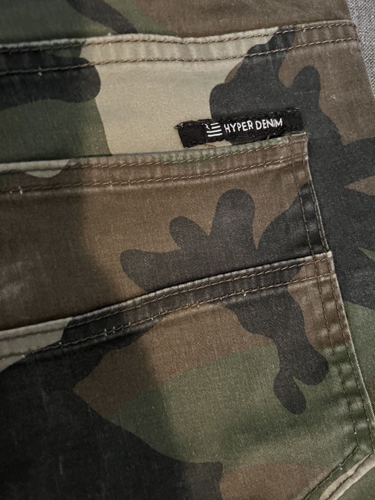 HyperDenim HyperDenim Army Camo Cargo Shorts Size Small Size US 30 / EU 46 - 5 Thumbnail