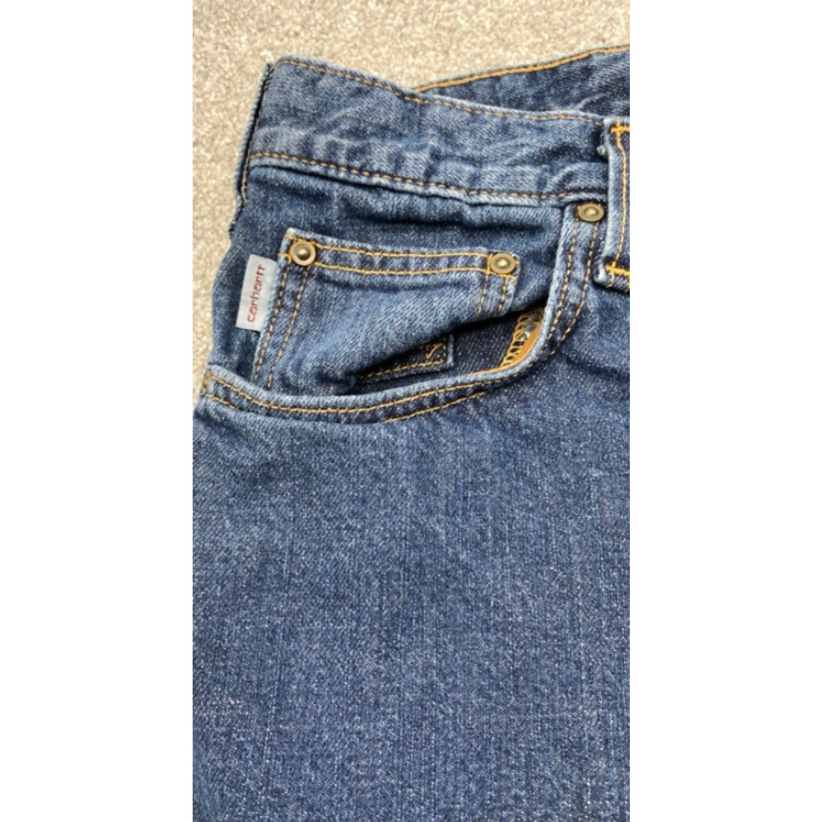 Carhartt VINTAGE Carhartt Jeans Men’s 40x30 Blue Denim Relaxed Fit Wide-Leg Cotton 5672 40x30 Mens Jeans Blue Denim Wide-Leg Relaxed Fit Cotton Size US 40 / EU 56 - 4 Thumbnail