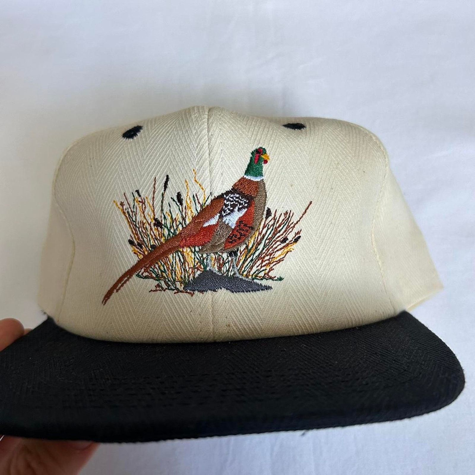 Vintage Vintage Newholland Embroidered Hat x K Products Size ONE SIZE - 4 Thumbnail