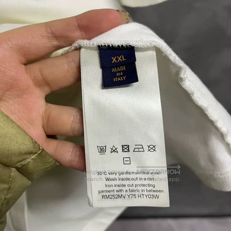 Louis Vuitton Louis Vuitton 25 Latest White Printed Crew Neck Short Slee Size US XXL / EU 58 / 5 - 3 Thumbnail