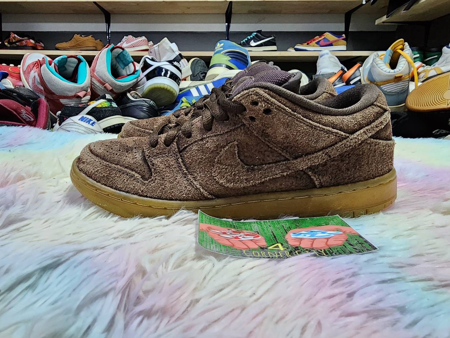 Nike Nike Sb Dunk Low Big Foot Size US 7.5 / EU 40-41 - 1 Thumbnail