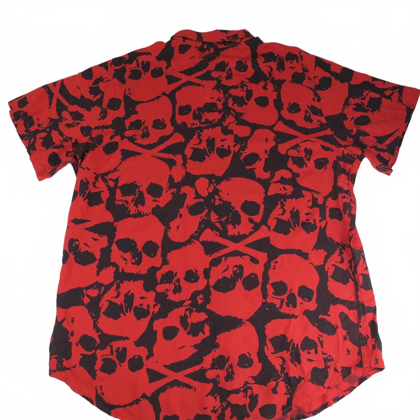 Hot Topic Hot Topic Red and Black Skull Print Short Sleeve Shirt XL Size US XL / EU 56 / 4 - 6 Thumbnail