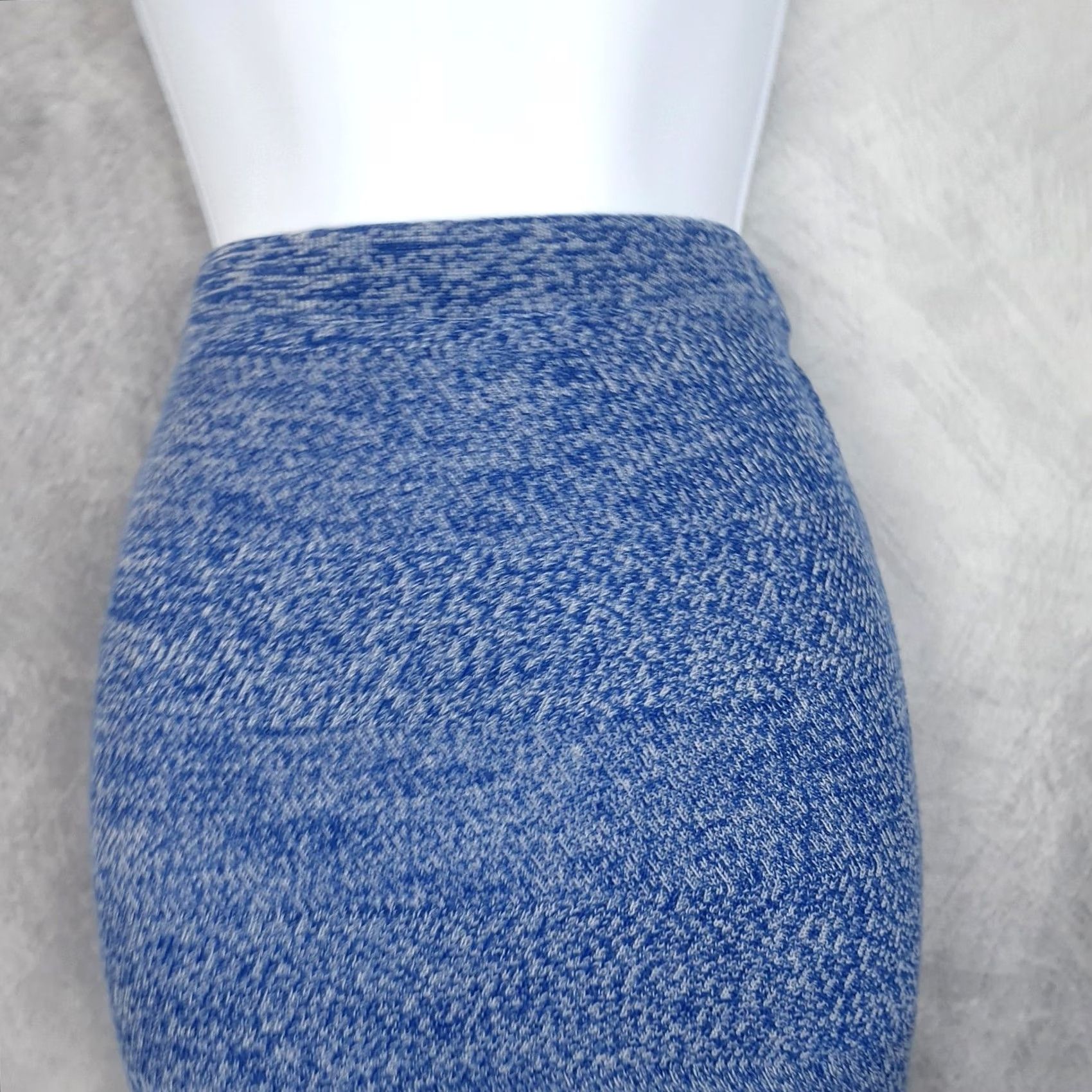 Alice + Olivia VINTAGE? No -> Alice + Olivia Skirt Womens Medium Blue Pencil Midi High Waist Wool Knit Bodycon Size 32" / US 10 / IT 46 - 2 Thumbnail