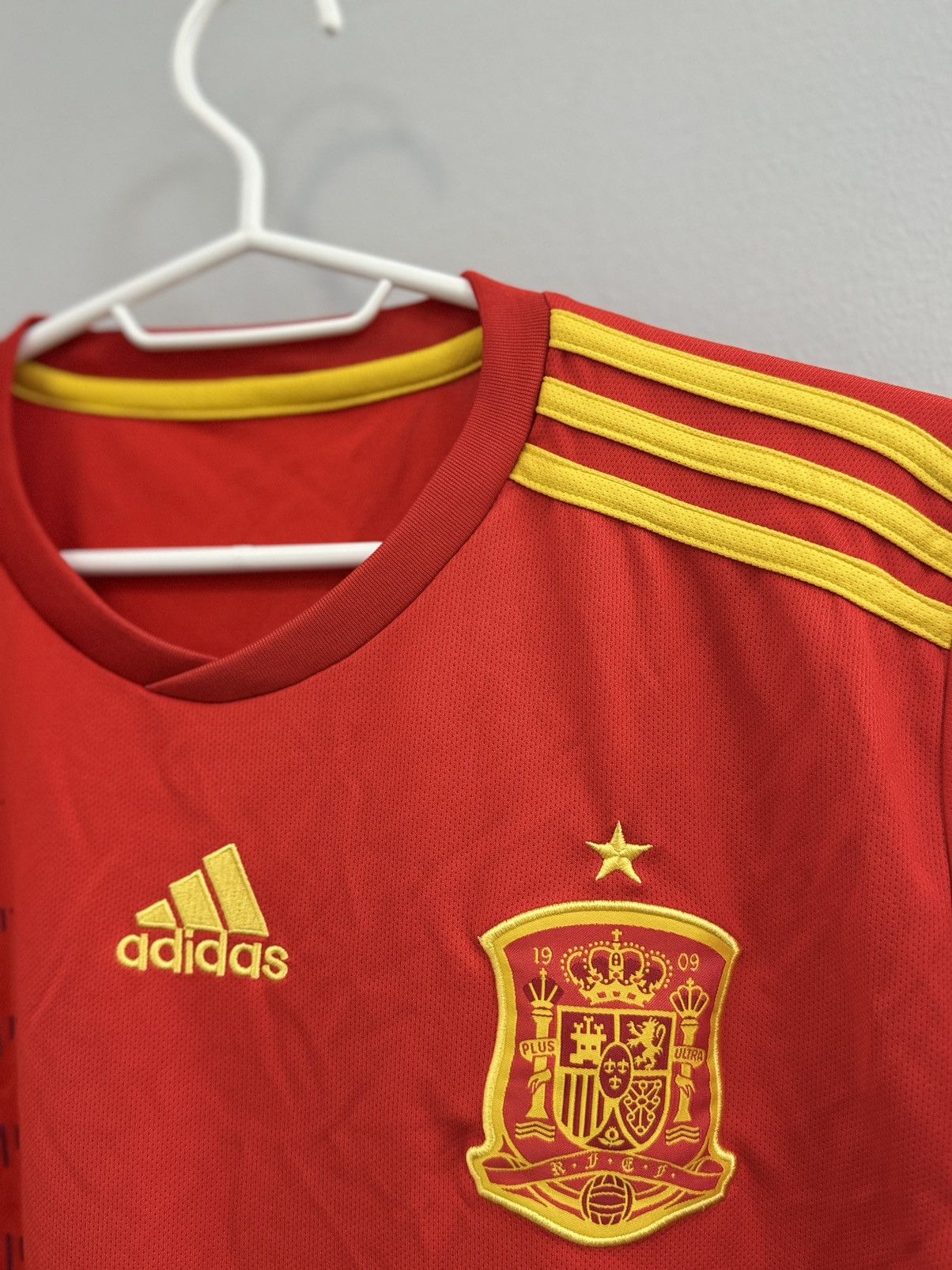 Adidas Red Yellow Adidas Spain Spanish Soccer Jersey Kit Size US M / EU 48-50 / 2 - 3 Thumbnail