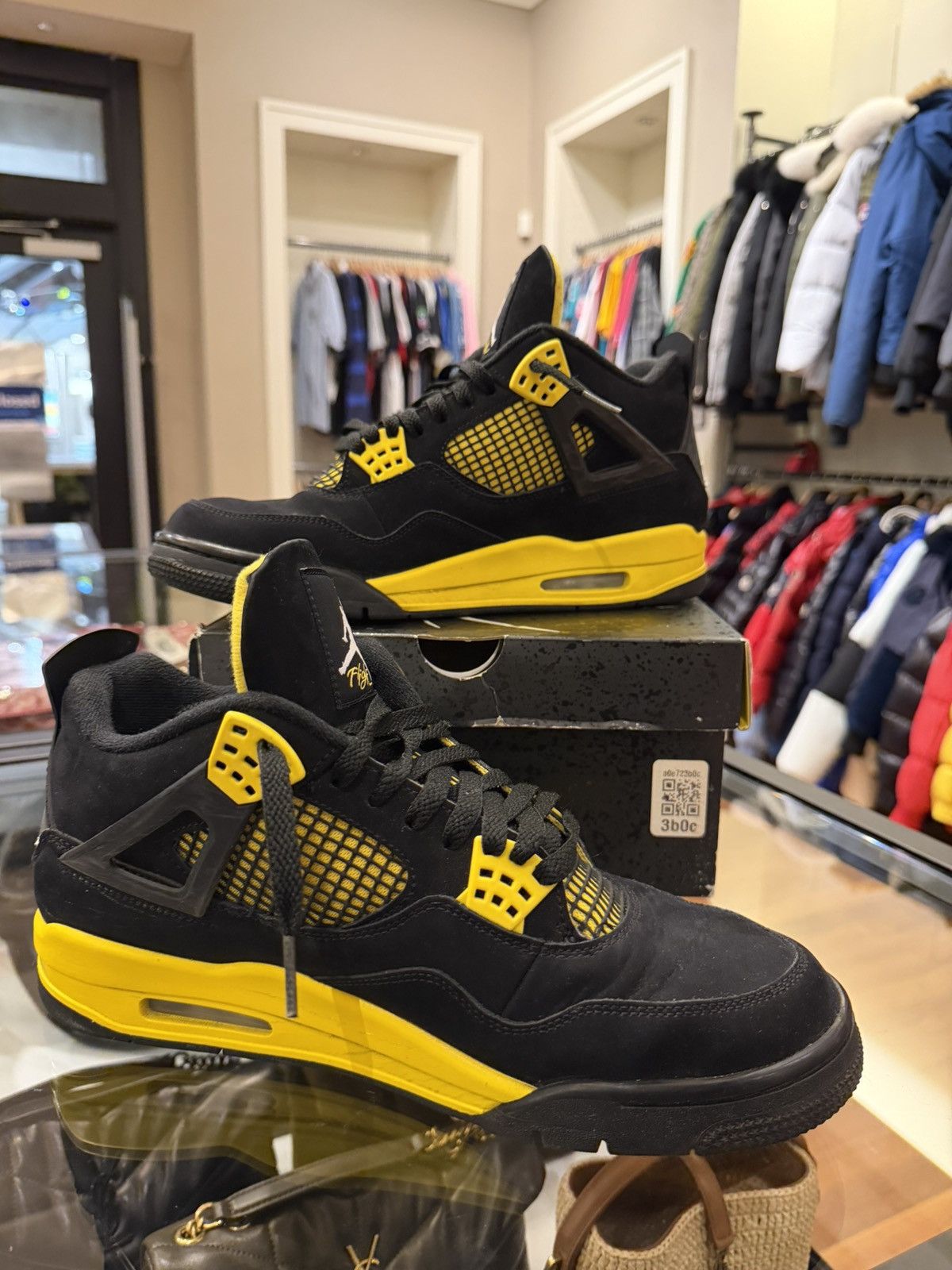 Jordan Brand Jordan 4 Retro ‘Thunder (2023)’ Size US 11 / EU 44 - 4 Thumbnail