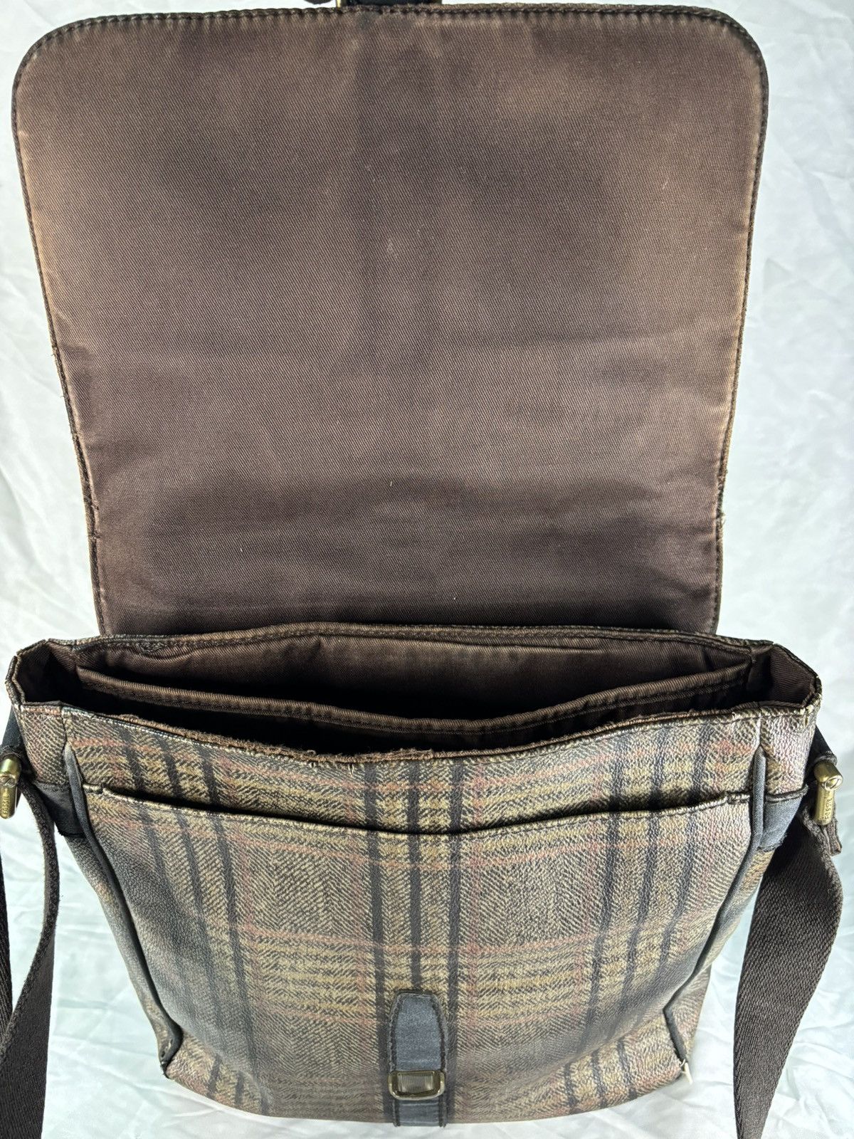 Fossil (very used) Fossil Sling Bag Size ONE SIZE - 7 Thumbnail