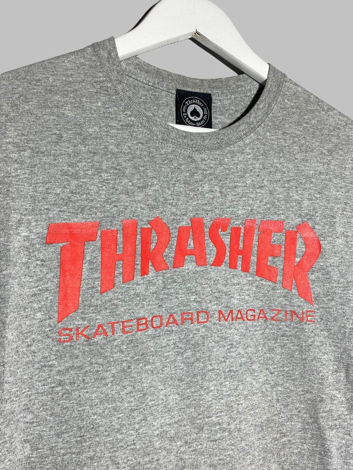 Thrasher 🔥 THRASHER GREY LOGO TEE SKATEBOARD MAGAZINE Y2K 🔥 Size US S / EU 44-46 / 1 - 3 Thumbnail