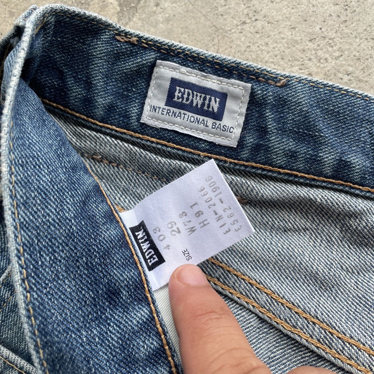 Edwin Vintage Edwin Faded Jeans Distressed Denim Pants W29 Size US 29 - 8 Thumbnail