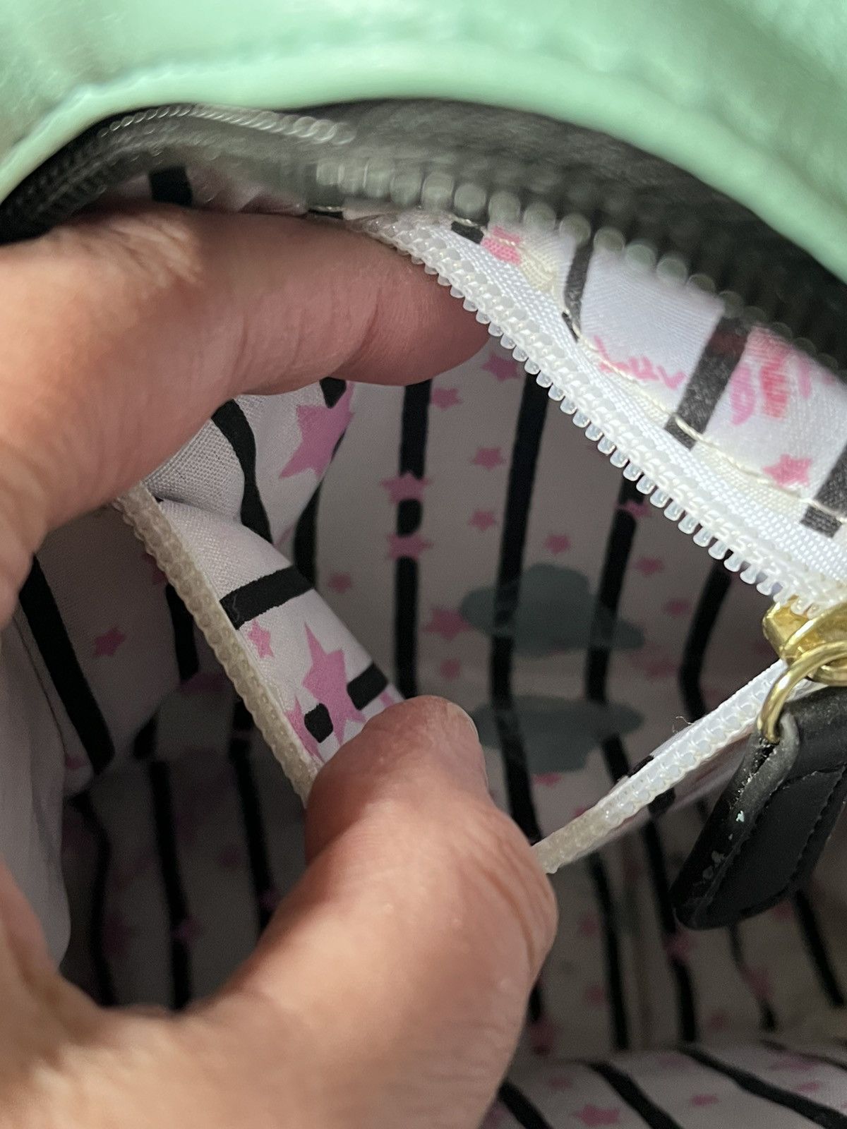 Betsey Johnson Betsey Johnson Pugicorn Mini Backpack Green Pug Unicorn Size ONE SIZE - 10 Thumbnail