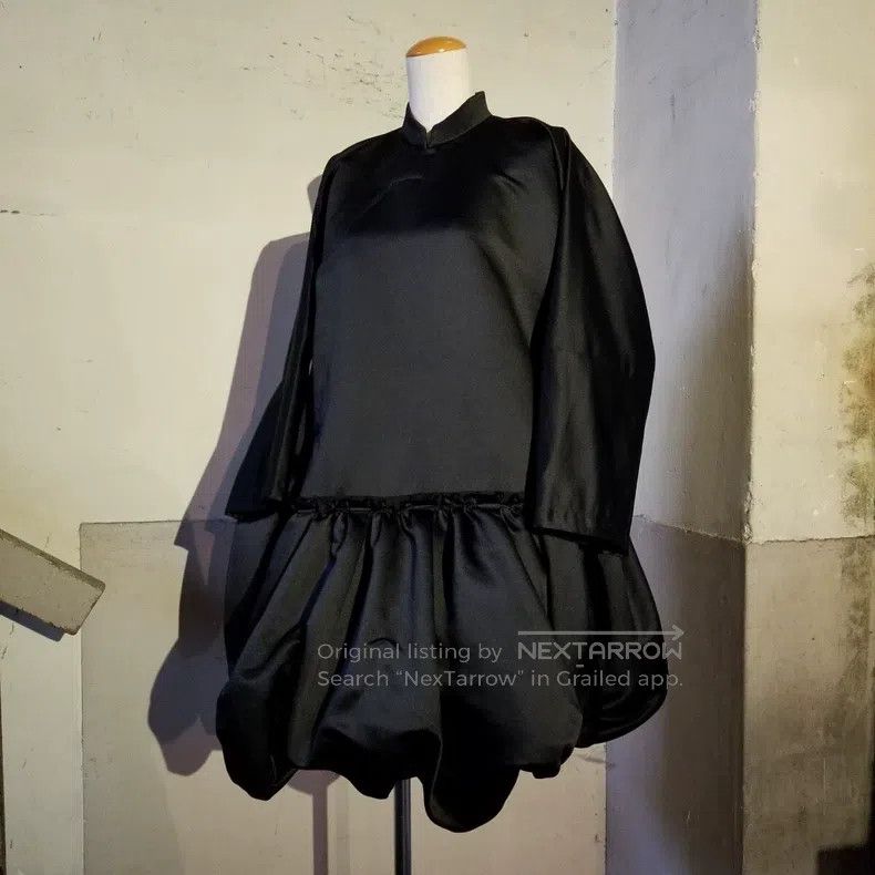 Comme des Garcons Comme des Garcons Black Design Chinese Bud Top Size S / US 4 / IT 40 - 2 Thumbnail