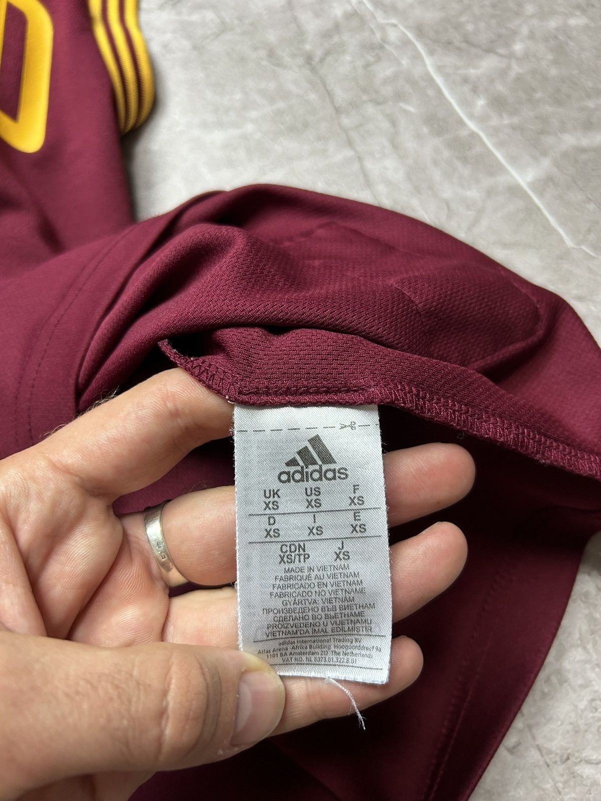 Adidas × NBA Adidas Cleveland Cavaliers #23 James Lebron NBA Jersey XC Size US XS / EU 42 / 0 - 6 Thumbnail