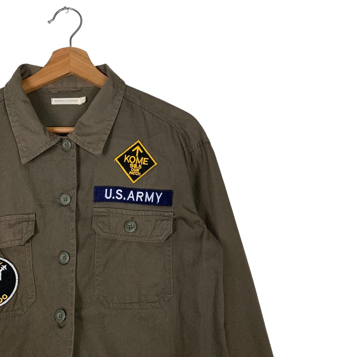 Vintage Patches US Army & University of Toledo Logo Shirt #0290-C13 Size US S / EU 44-46 / 1 - 6 Thumbnail