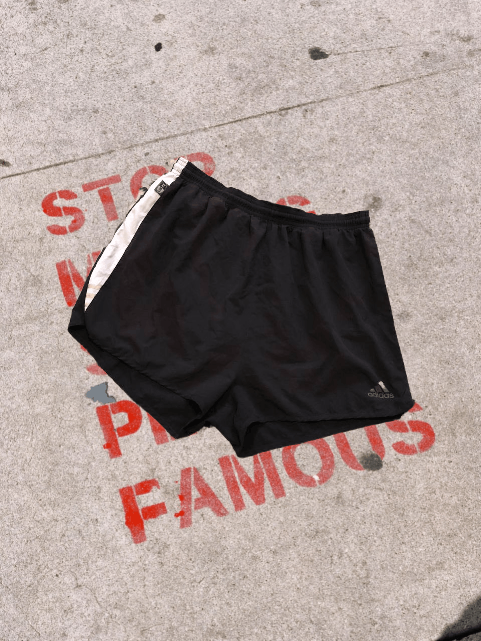 Adidas 90s Vintage Adidas Streetwear Shorts Size US 34 / EU 50 - 1 Thumbnail