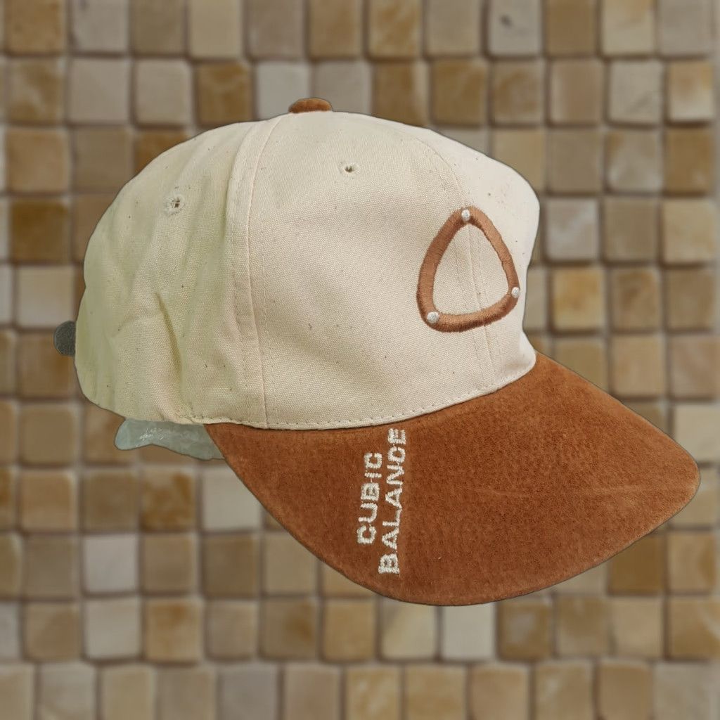 Vintage VINTAGE Cubic Balance Golf Hats Suede Brim Adjustable Baseball Cap Ivory 90s Golf Casual Outdoor Retro PGA Mens Hat Size ONE SIZE - 1 Thumbnail