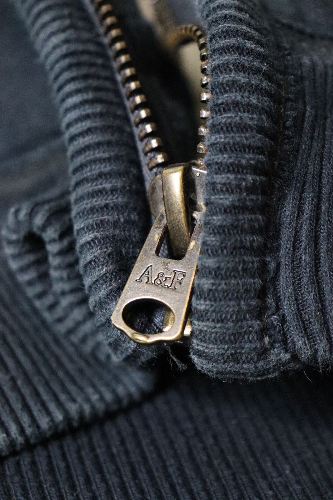 Abercrombie & Fitch Abercrombie & Fitch Vintage Navy Fur Fleece Hoodie y2k Crazy Size US M / EU 48-50 / 2 - 9 Thumbnail