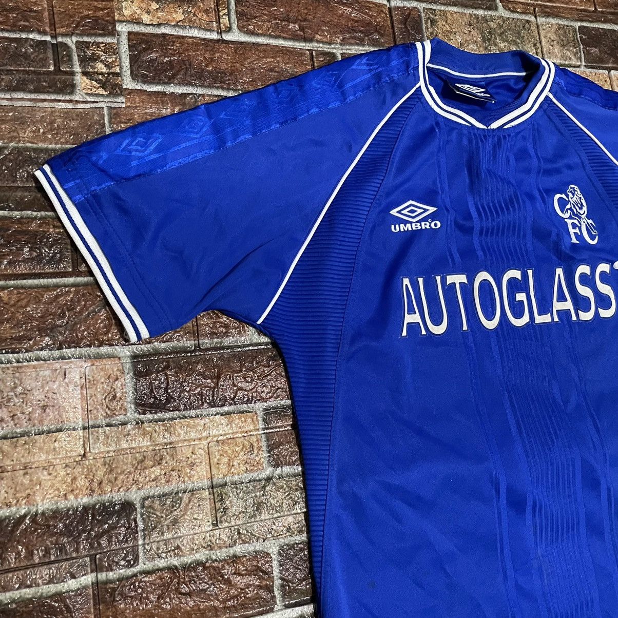 Umbro Chelsea FC 1999 Umbro jersey Size US M / EU 48-50 / 2 - 10 Thumbnail