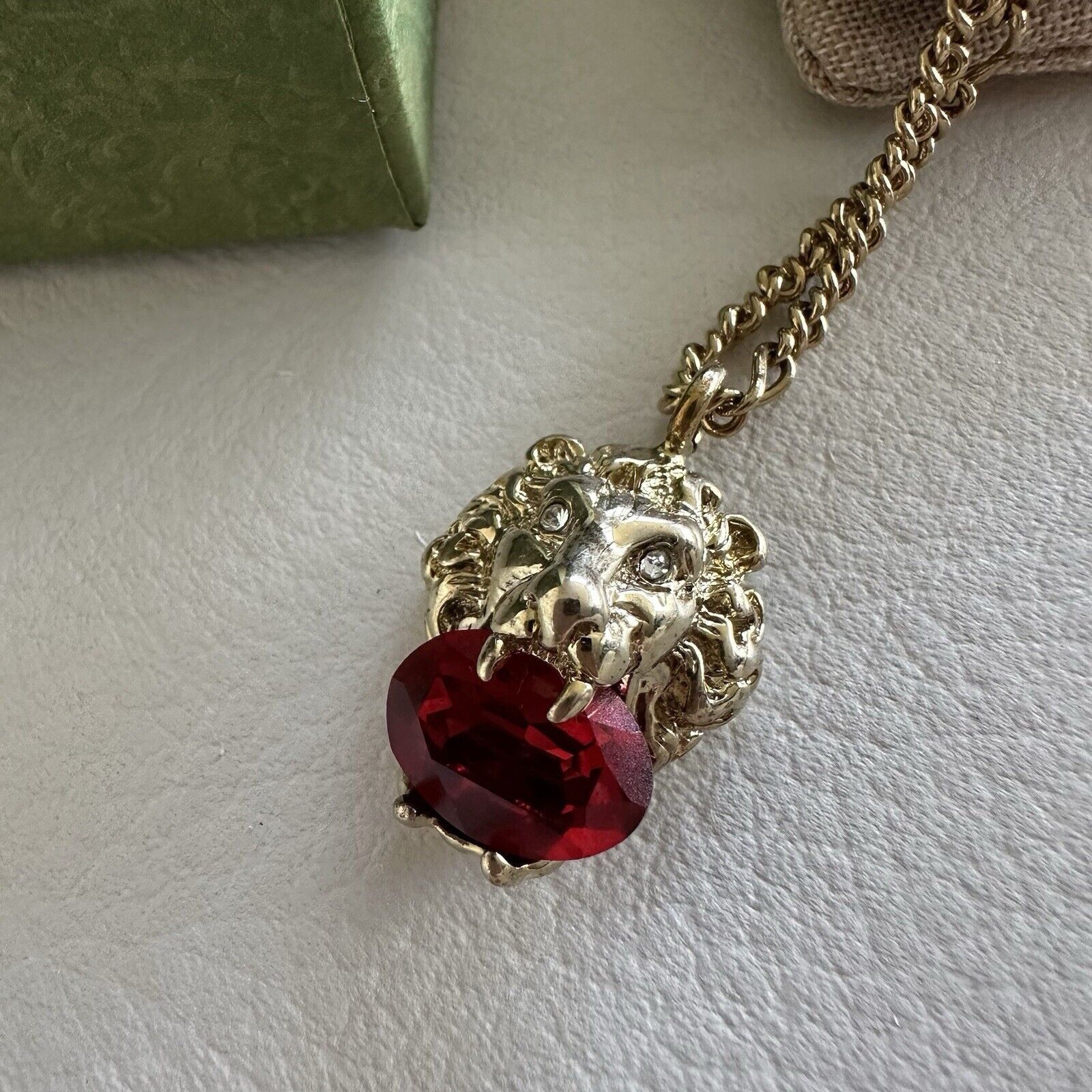 Gucci NEW Gucci Lion Head Chain Necklace Red Crystal Metal GP Char Size ONE SIZE - 5 Thumbnail