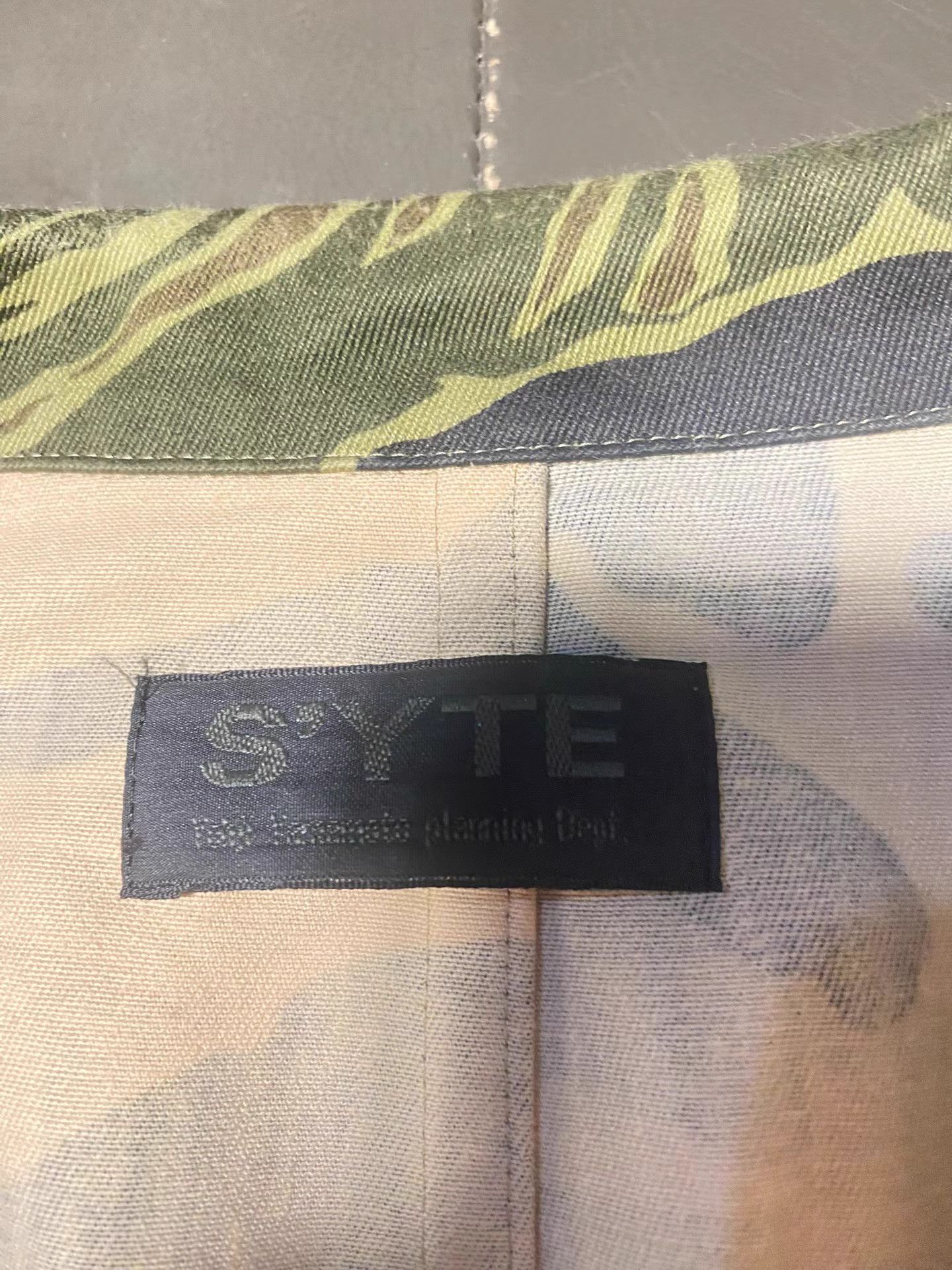 Yohji Yamamoto Yohji Yamamoto s'yte Olive Tiger Camo Paneled Blazer K10 Size US M / EU 48-50 / 2 - 2 Thumbnail