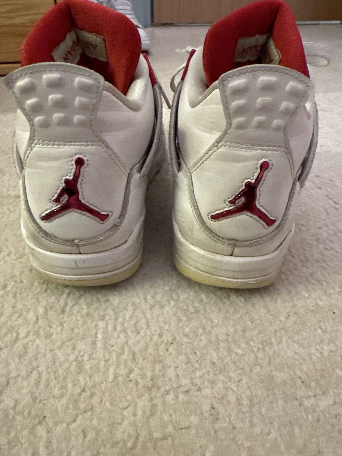 Jordan Brand × Nike Jordan 4 Metalic Red Retro Size US 7 / EU 40 - 4 Thumbnail