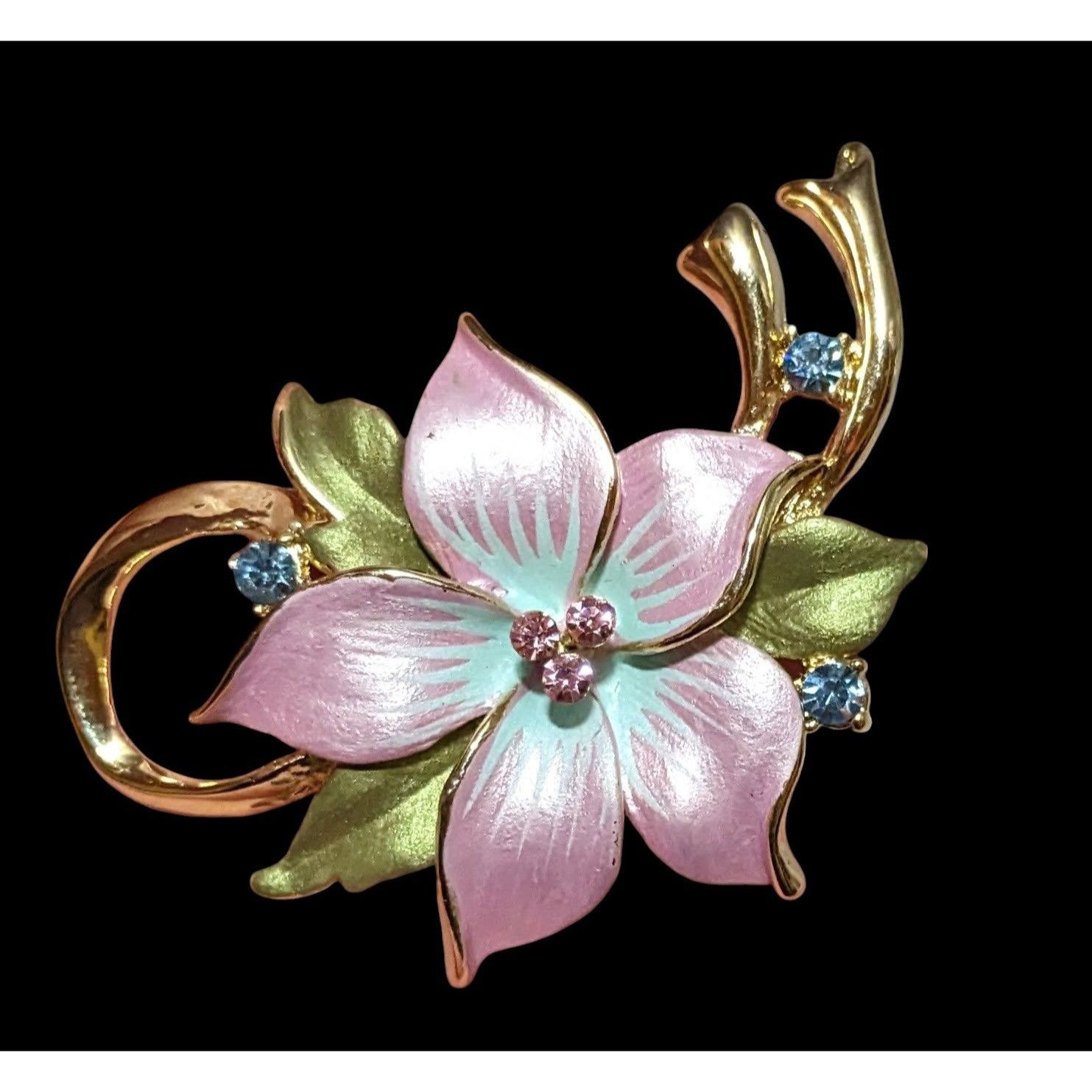 Other Vintage Cottagecore Coquette Rhinestone Flower Brooch Size ONE SIZE - 2 Thumbnail