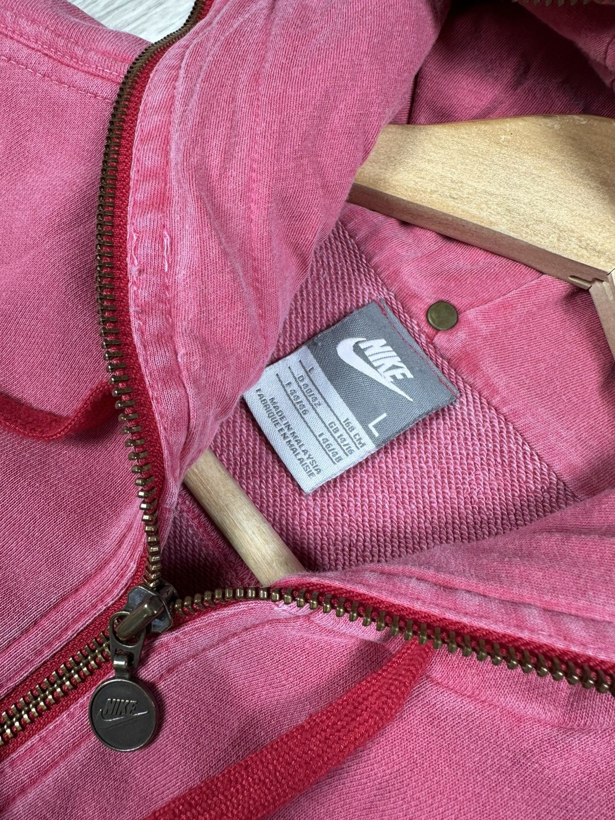 Nike × Vintage Vintage Nike Full Zip Up Pink Hoodie Size Women’s L Size L / US 10 / IT 46 - 12 Thumbnail