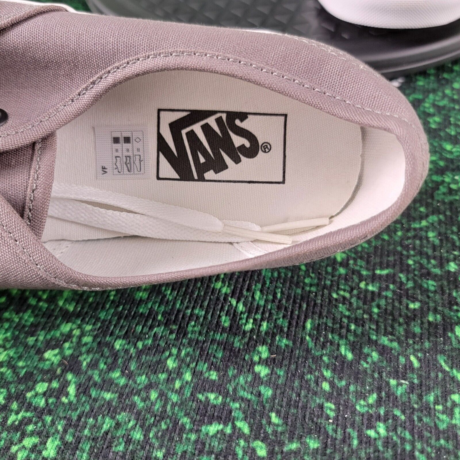 Vans Vans Authentic Sneakers Unisex Pewter/Black Sz 8.5M 10W Size US 8.5 / EU 41-42 - 6 Thumbnail