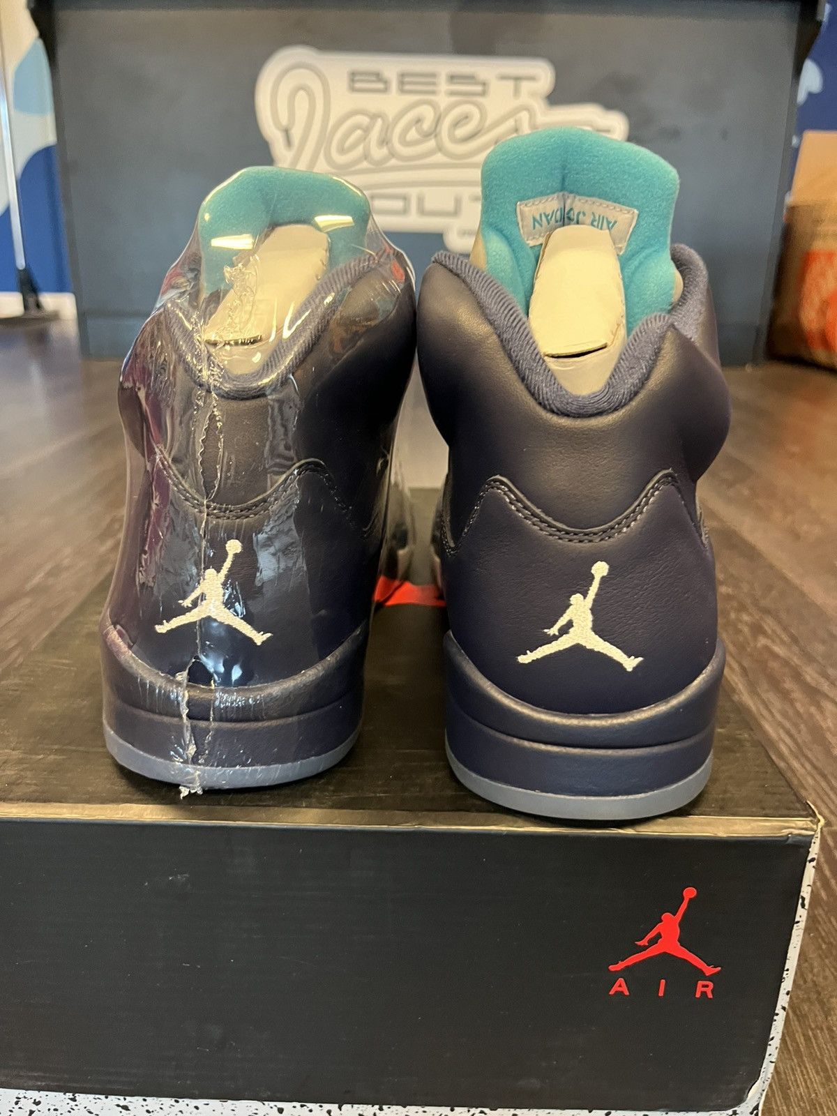Jordan Brand Air Jordan 5 Retro Pre-Grape 2015 Size US 10.5 / EU 43-44 - 6 Thumbnail