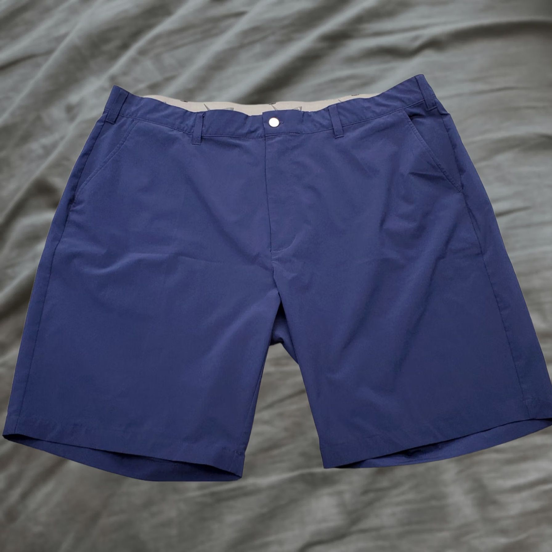 Vintage TGW Chino Shorts Mens 40 Navy Thermal Lined Slash Pockets Low Waist Regular Fit Size US 40 / EU 56 - 1 Thumbnail