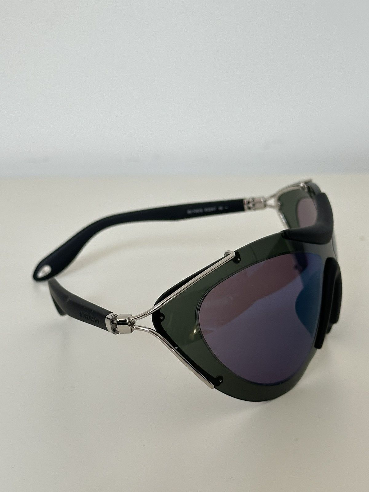 Givenchy Givenchy Women's Sunglasses Size ONE SIZE - 4 Thumbnail